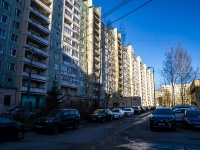 Выборгский район, Просвещения проспект, дом 32 к.1. многоквартирный дом