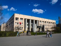 Выборгский район, школа искусств Санкт-Петербургская Детская школа искусств им. Г.В. Свиридова , Просвещения проспект, дом 40