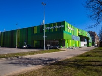 соседний дом: пр-кт. Просвещения, дом 60 к.1. супермаркет "Перекресток"