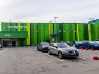 Выборгский район, супермаркет "Перекресток", Просвещения проспект, дом 60 к.1