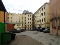 Kalininsky district,  , 房屋 15. 公寓楼