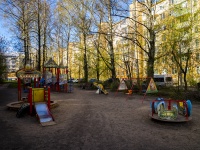 Калининский район, улица Софьи Ковалевской, дом 1 к.1. многоквартирный дом