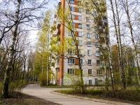 Kalininsky district, Sofii Kovalevskoy st, 房屋 11 к.7. 公寓楼