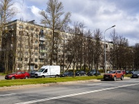 Kalininsky district, st Karpinsky, house 22. Apartment house