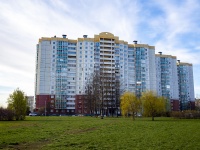 Калининский район, улица Карпинского, дом 33 к.1. многоквартирный дом