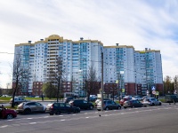 Калининский район, улица Карпинского, дом 33 к.1. многоквартирный дом