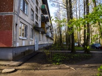 Калининский район, улица Карпинского, дом 36 к.5. многоквартирный дом