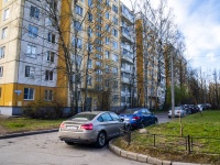 Калининский район, улица Карпинского, дом 38 к.2. многоквартирный дом