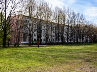Калининский район, улица Карпинского, дом 38 к.7. многоквартирный дом