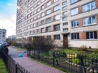 Калининский район, Науки проспект, дом 16 к.1. многоквартирный дом
