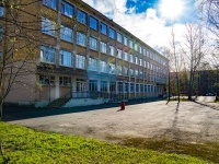 Kalininsky district, school Средняя общеобразовательная школа №633 Калиниского района, Nauki avenue, house 24 к.3