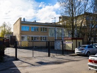 Kalininsky district, school Средняя общеобразовательная школа №633 Калиниского района, Nauki avenue, house 24 к.3