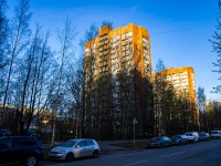 соседний дом: ул. Киришская, дом 9. многоквартирный дом