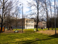 соседний дом: пр-кт. Просвещения, дом 84 к.2. детский сад №49 комбинированного вида Калининского района