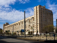 Калининский район, Просвещения проспект, дом 68 к.1. многоквартирный дом
