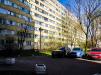 Калининский район, Просвещения проспект, дом 70 к.1. многоквартирный дом