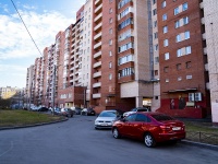 Kalininsky district, Prosveshcheniya avenue, house 76 к.1. Apartment house