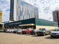 Калининский район, супермаркет "Перекресток", Просвещения проспект, дом 81