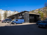 соседний дом: пр-кт. Луначарского, дом 80 к.1 ЛИТ В. Караоке-клуб "Luna Bar"