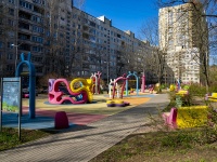 Калининский район, Луначарского проспект, дом 82 к.1. многоквартирный дом