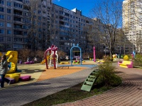 Калининский район, Луначарского проспект, дом 82 к.1. многоквартирный дом