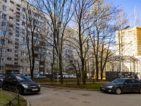 Калининский район, Луначарского проспект, дом 82 к.1. многоквартирный дом