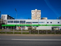 Калининский район, Луначарского проспект, дом 86 к.4. торговый центр