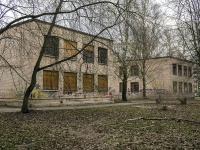 neighbour house: . , house 19 к.2. vacant building