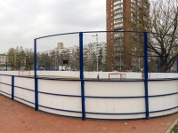Калининский район, улица Черкасова, спортивная площадка 