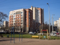 Калининский район, улица Ушинского, дом 3 к.3. многоквартирный дом