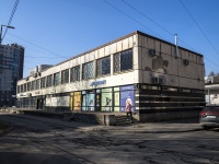 Калининский район, улица Ушинского, дом 5 к.1 ЛИТ Б. торговый центр