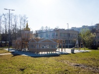 Калининский район, детский сад №83 Калининского района, улица Ушинского, дом 9 к.2