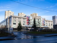 Калининский район, улица Ушинского, дом 10 к.2. спортивный комплекс
