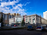 соседний дом: ул. Ушинского, дом 10 к.2. спортивный комплекс
