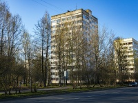 Калининский район, улица Ушинского, дом 19. многоквартирный дом