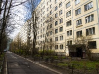 Калининский район, улица Ушинского, дом 31. многоквартирный дом