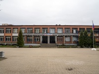 Калининский район, лицей №179 , улица Ушинского, дом 35 к.2