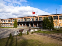 Калининский район, лицей №179 , улица Ушинского, дом 35 к.2