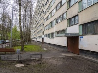 Калининский район, улица Ушинского, дом 39 к.3. многоквартирный дом