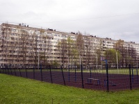 Калининский район, улица Ушинского, дом 39 к.3. многоквартирный дом
