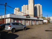 соседний дом: ул. Ушинского, дом 12 к.4. автосервис
