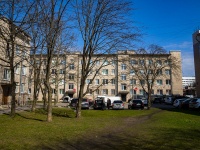 Калининский район, поликлиника Городская Поликлиника №96, улица Тимуровская, дом 17 к.1