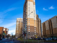 Калининский район, улица Учительская, дом 18 к.1. многоквартирный дом