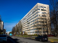 соседний дом: ул. Учительская, дом 6 к.1. многоквартирный дом
