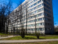 Kalininsky district, Uchitelskaya st, 房屋 8 ЛИТ А. 公寓楼