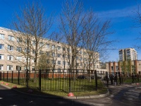 Kalininsky district, 专科学校 Акушерский колледж (ГБПОУ), Uchitelskaya st, 房屋 9 к.3