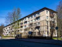 Калининский район, улица Учительская, дом 14. многоквартирный дом