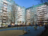 Калининский район, улица Демьяна Бедного, дом 1 к.1. многоквартирный дом