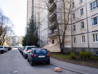 Калининский район, улица Демьяна Бедного, дом 1 к.2. многоквартирный дом