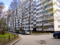 Калининский район, улица Демьяна Бедного, дом 22 к.1. многоквартирный дом